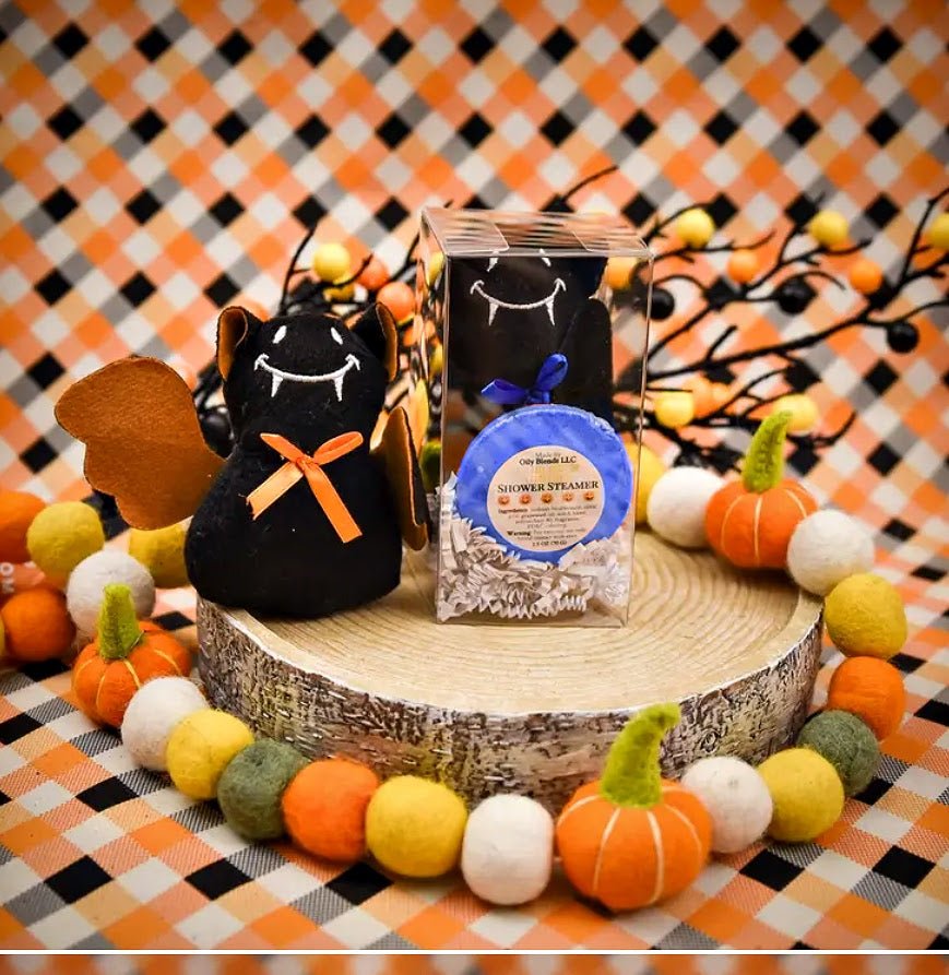 Halloween Shower Steamer and Plushy Gift Set - Oily BlendsHalloween Shower Steamer and Plushy Gift Set